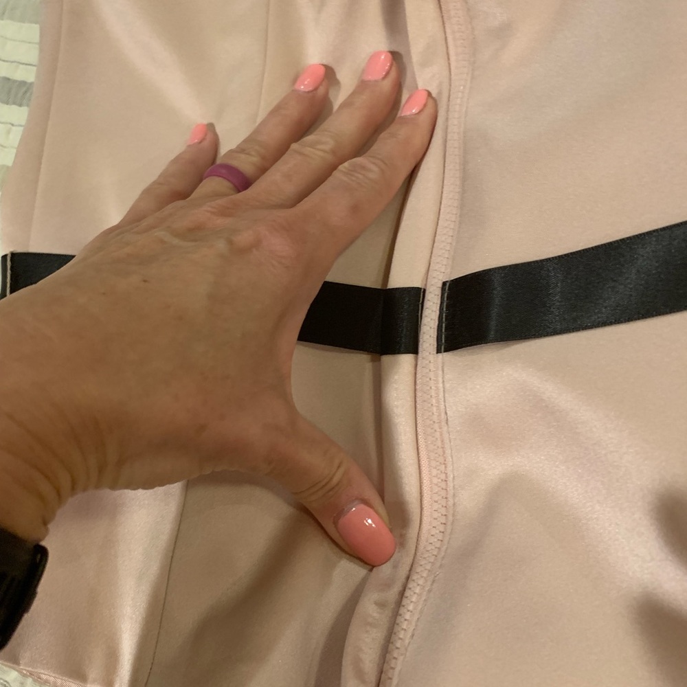 Xscape halter - Picture 4 of 5